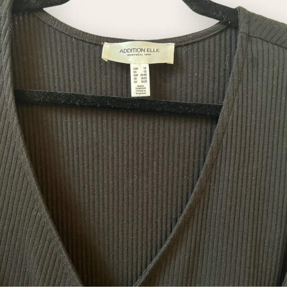 ADDITION ELLE - Tie-Front, D-Ring Ribbed Black Top - Picture 4 of 12